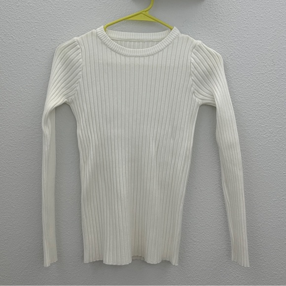 White Ribbed Sweater - Picture 2 of 3
